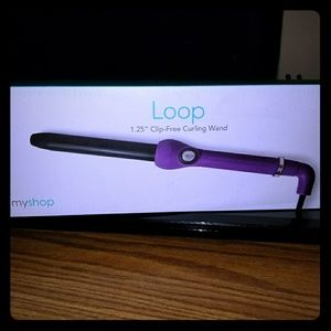 Loop curling wand! New in box!